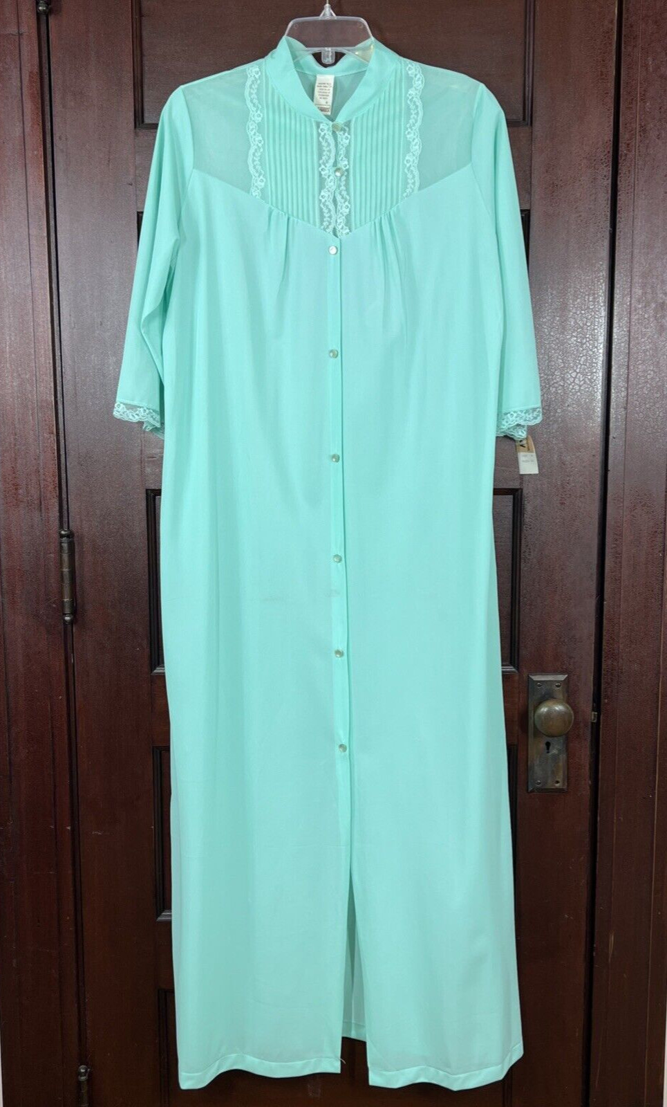 VTG Montgomery Ward Women’s Medium Mint Green Sheer Long Robe Buttons Pocket NWT