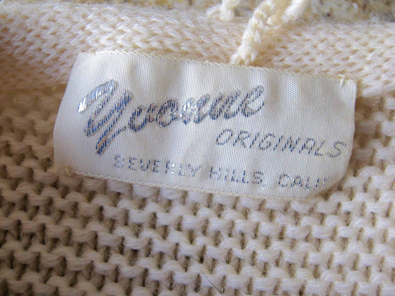 Vintage Knit Short Sleeve Top by Yvonne of Beverly Hills Size Large