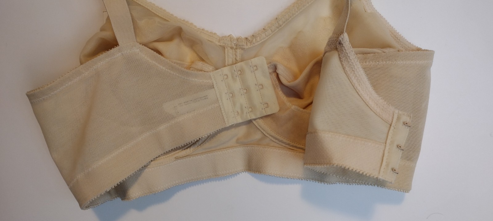 Vintage NWT Goddess Bra Size 40B-BEIGE Style 304 Soft Touch No Wire FULL COVER