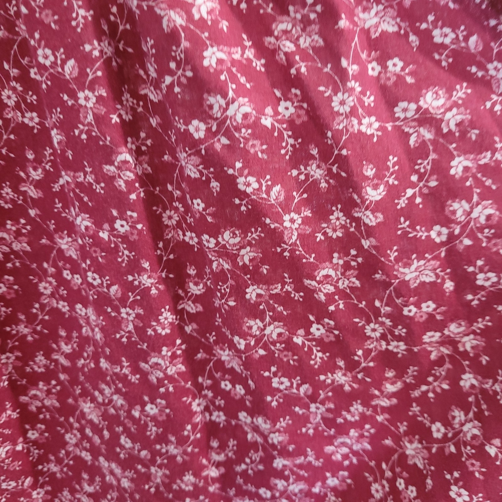 Vintage Prarie Handmade Calico Maroon Floral Dress Lace Accents Matchingt Belt