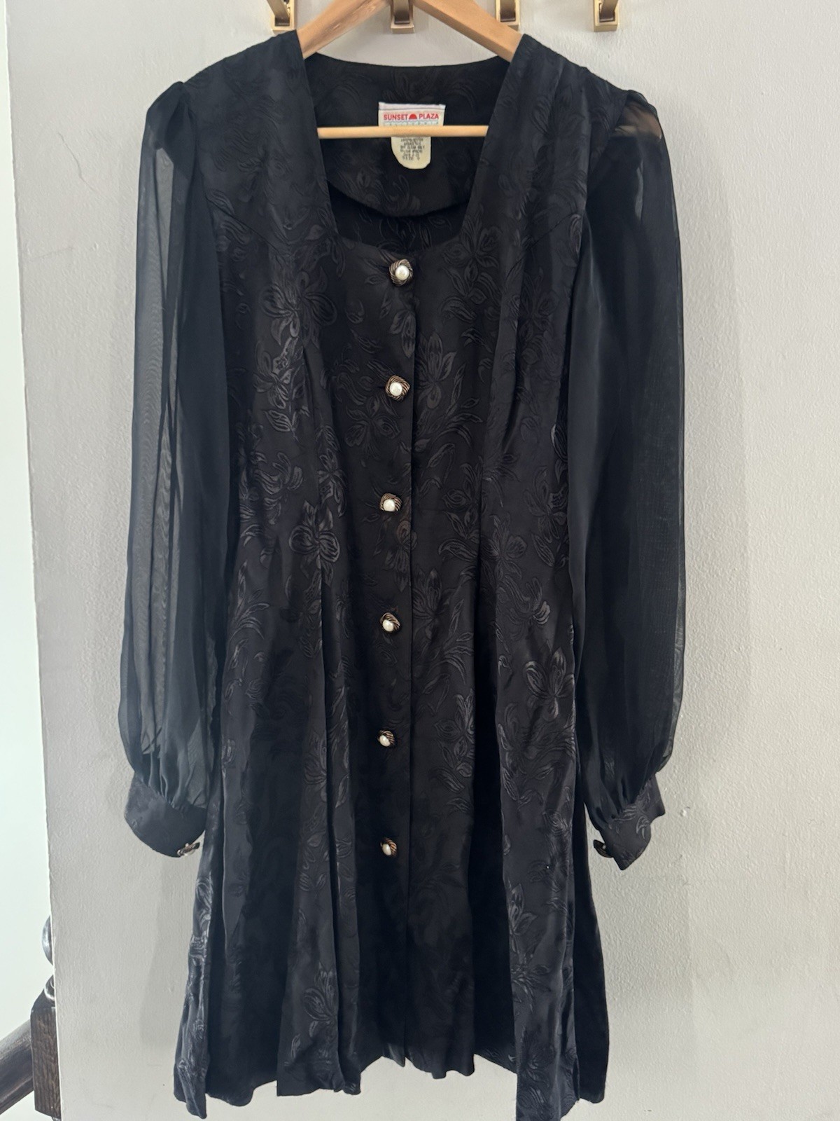 Vintage Sunset Plaza Jacquard Women’s Dress Sheer Sleeves Gold Accents Size 9