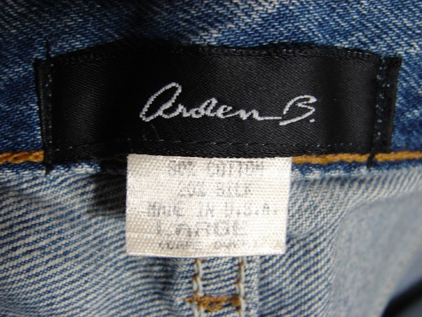SC01418 1998 **ARDEN B.** MODIFIED LEVI’S 501 STRAIGHT LEG WOMENS JEANS 31×29