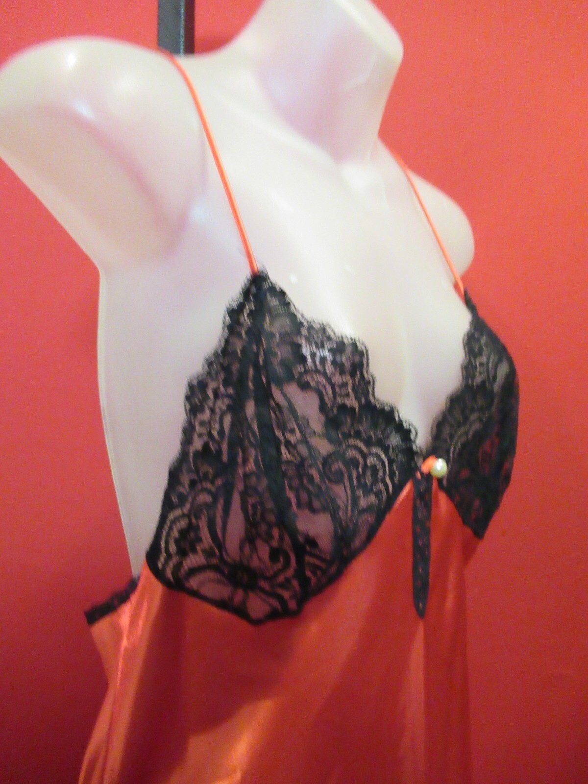 JENELLE Vintage 70’s Red Hot Sexy Silky Nightgown Lingerie Small Black Lace Trim