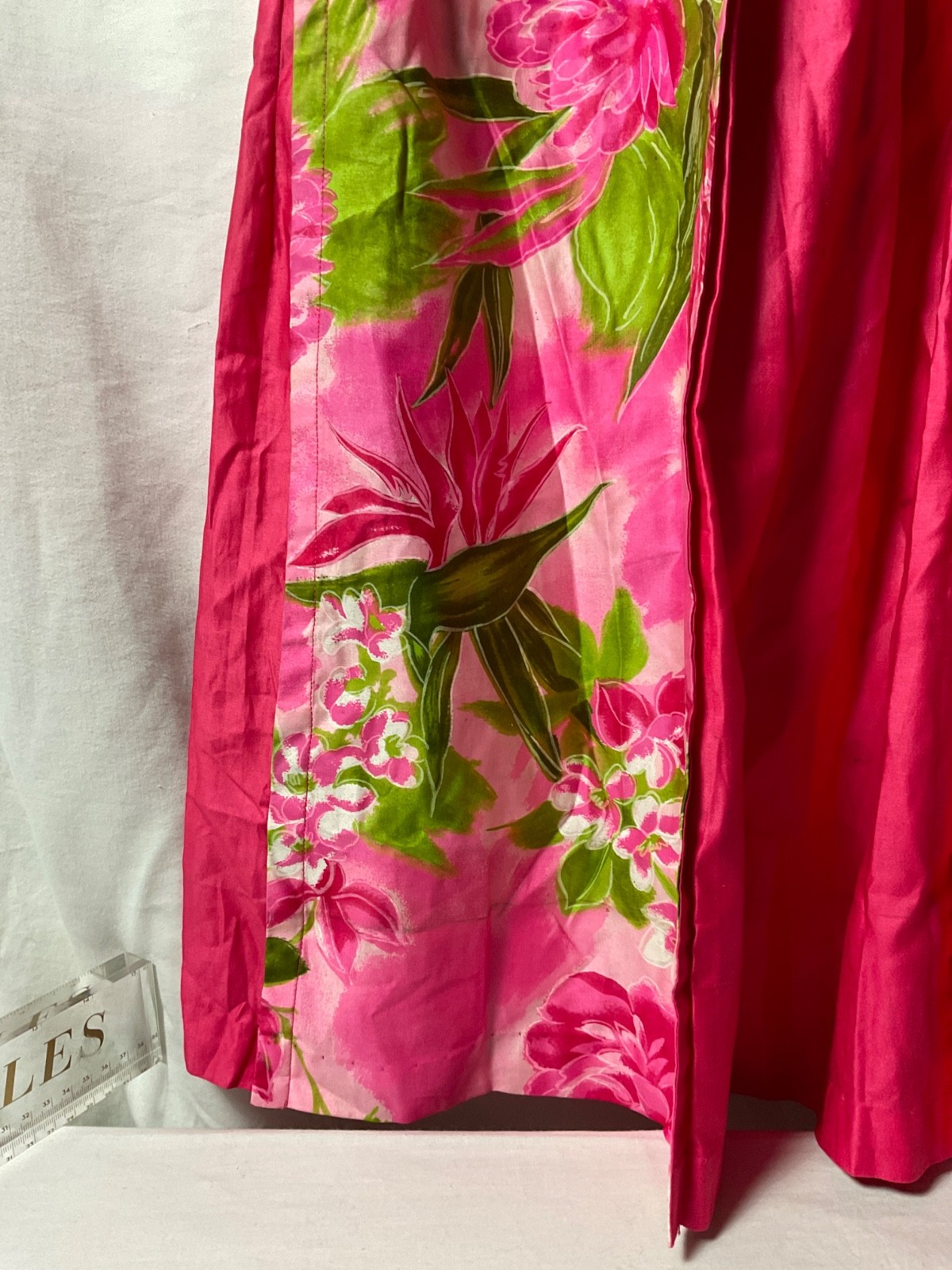 Vintage Kamehameha Hawaiian Flower Pocket Dress 1960 Mid century Made in Hawaii