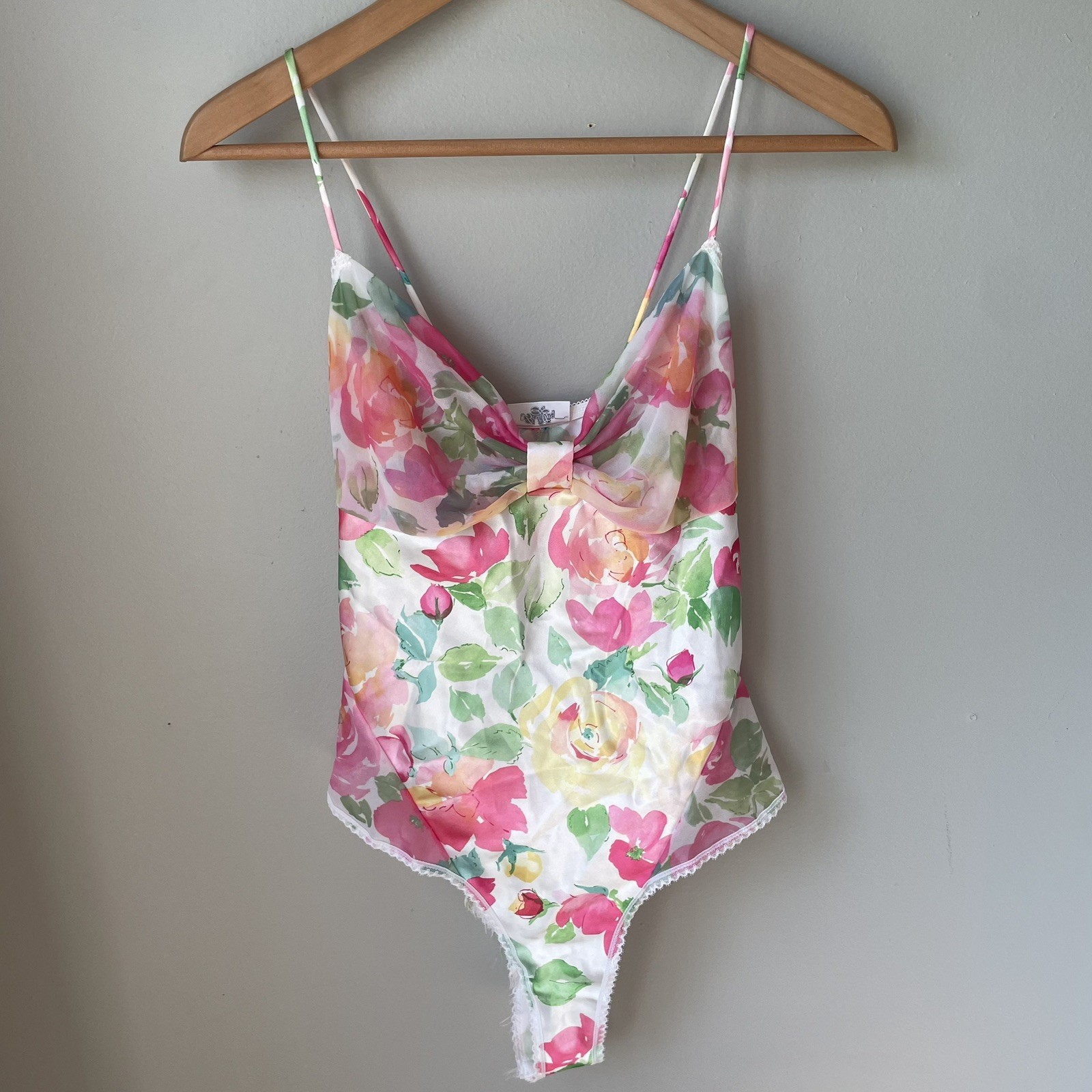 Vintage Body Chic Lingerie Womens Size Medium Floral Bow Made In USA