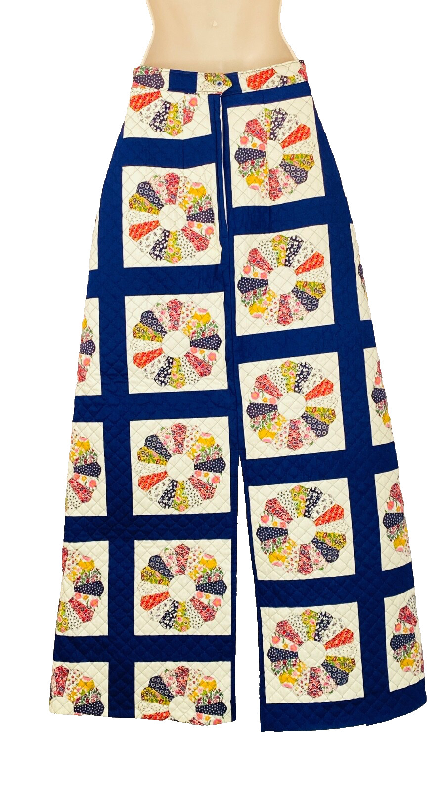 Vintage 1970s quilted maxi skirt, wedding ring quilt cotton rayon patchwork blue