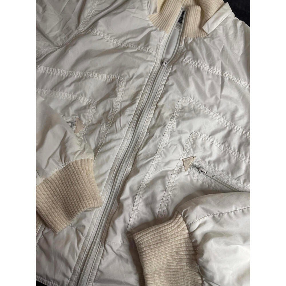 Vintage Miss Me Lightweight White Windbreaker Jacket – Perfect for Spring & Fall