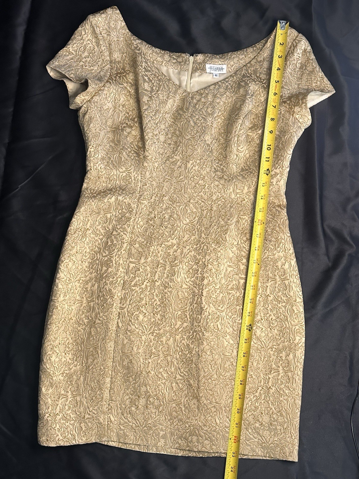 Vintage Juliana Gold Metallic Damask Sheath Dress 6 Brocade Cocktail Glam Party