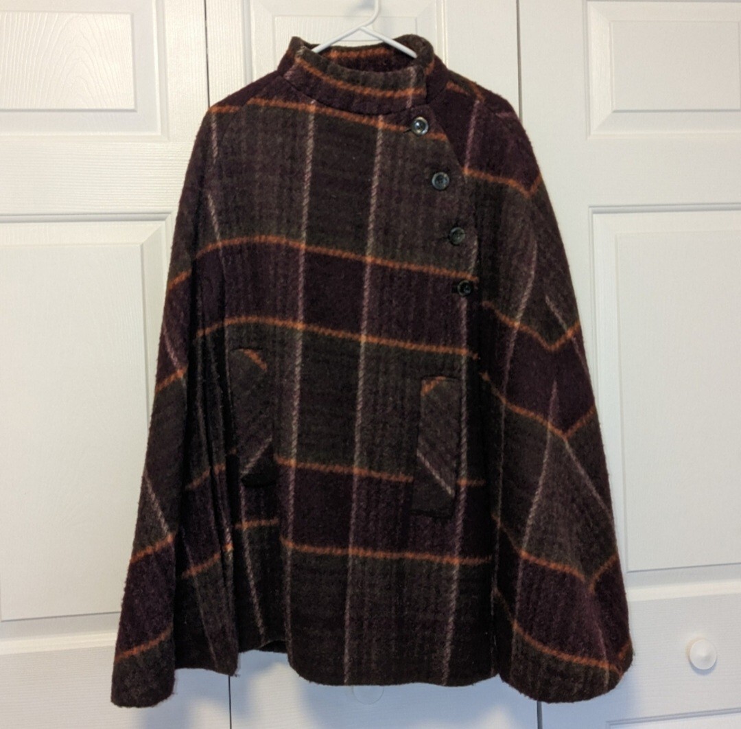 Jimmy Hourihan of Dublin vintage cape poncho