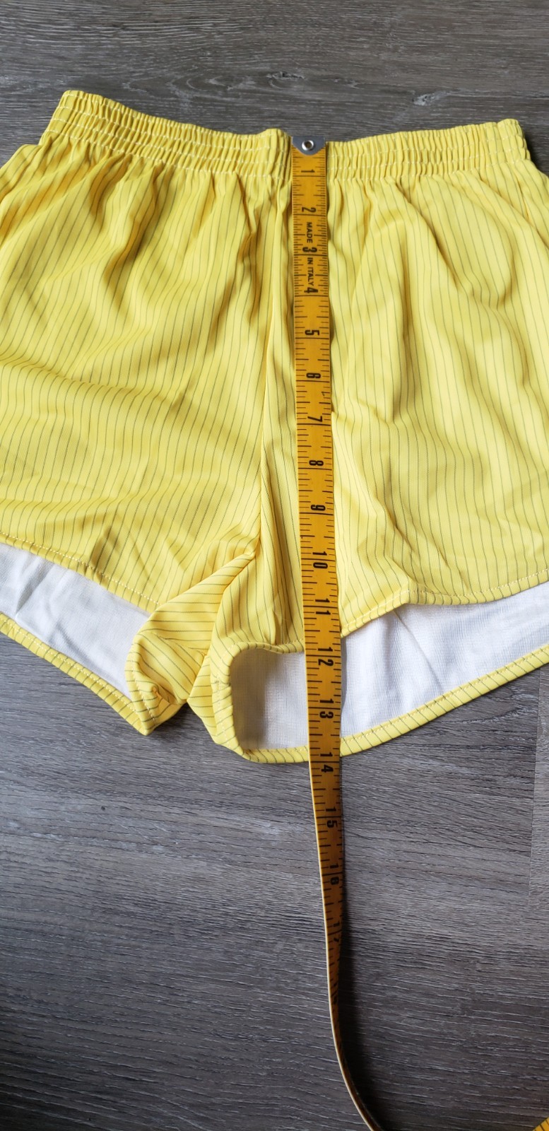 NEW VTG 80s Unbranded Yellow Stripe All Nylon Gym Shorts Sz M Roller Skate USA