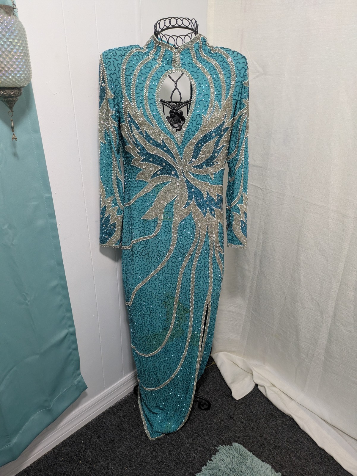 Vintage Naeem Khan Lillie Rubin Ladies L Silver Aqua Beaded Sequin Gown Long Slv