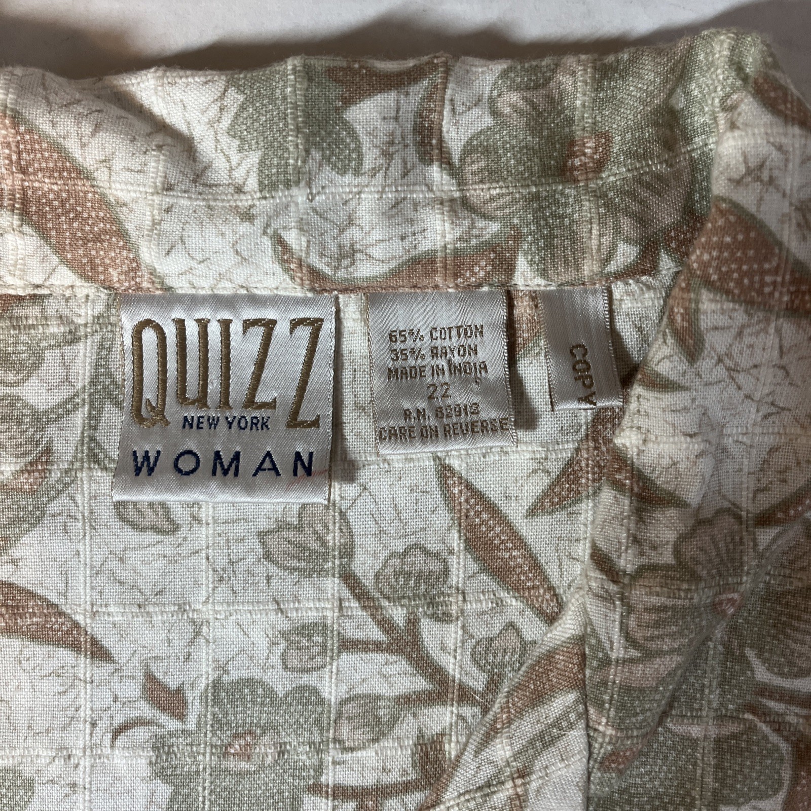 1990s Quizz New York Blouse Womens 22 Tan Green Floral Cotton Blend Button Up