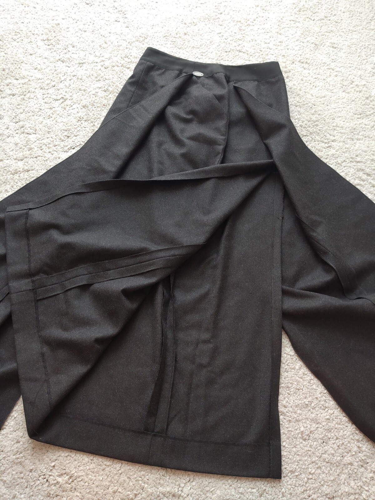 Chanel Vintage 1999 France Wool Cashmere Gray Overlap Panel Long Maxi Skirt 38 S