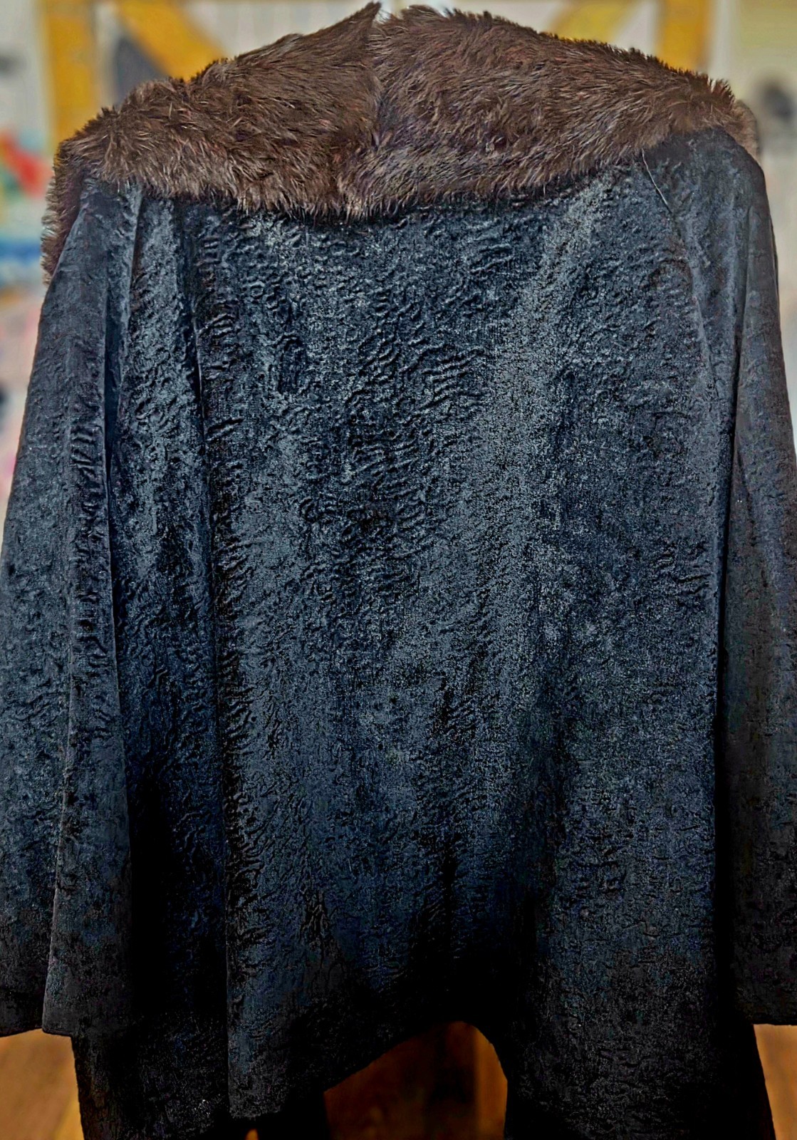 Vintage 1960s Styled by Winter Swirl Texture Faux Persian Lamb Car Coat Fur Coll