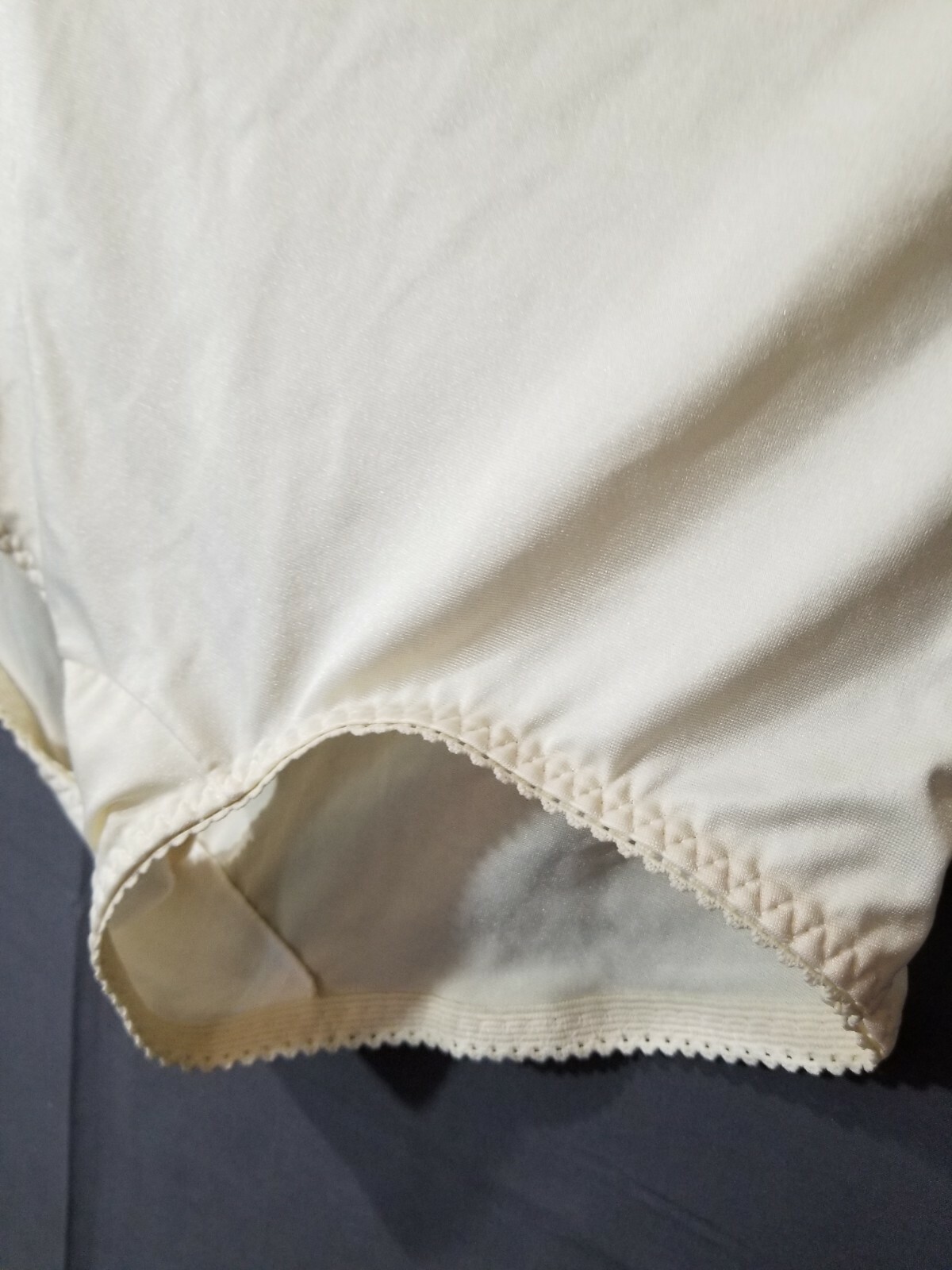 Vintage JCPenney Soft Skins Cream Brief Granny Nylon Panties Sz 2XL Style #3793