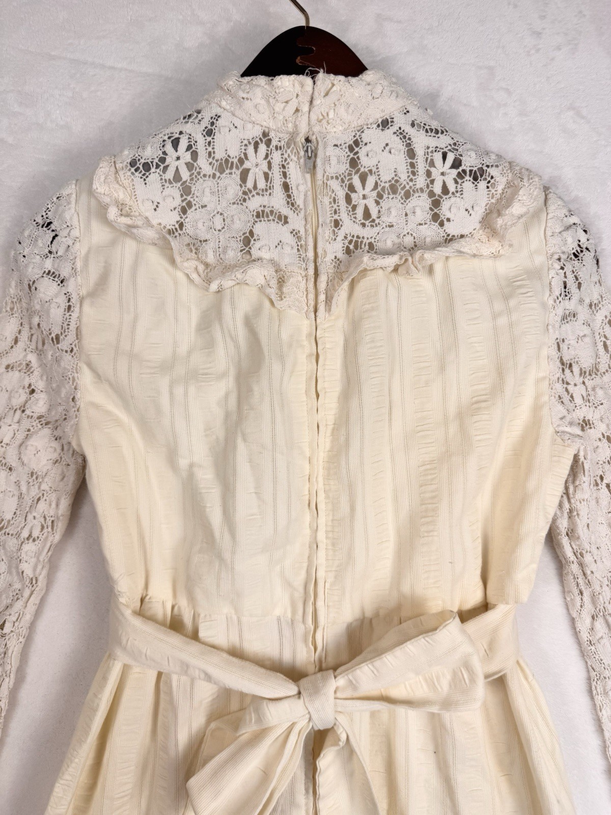 Vintage 70s Prairie Maxi Dress Cream Lace Edwardian Revival Embroidered Rose XS