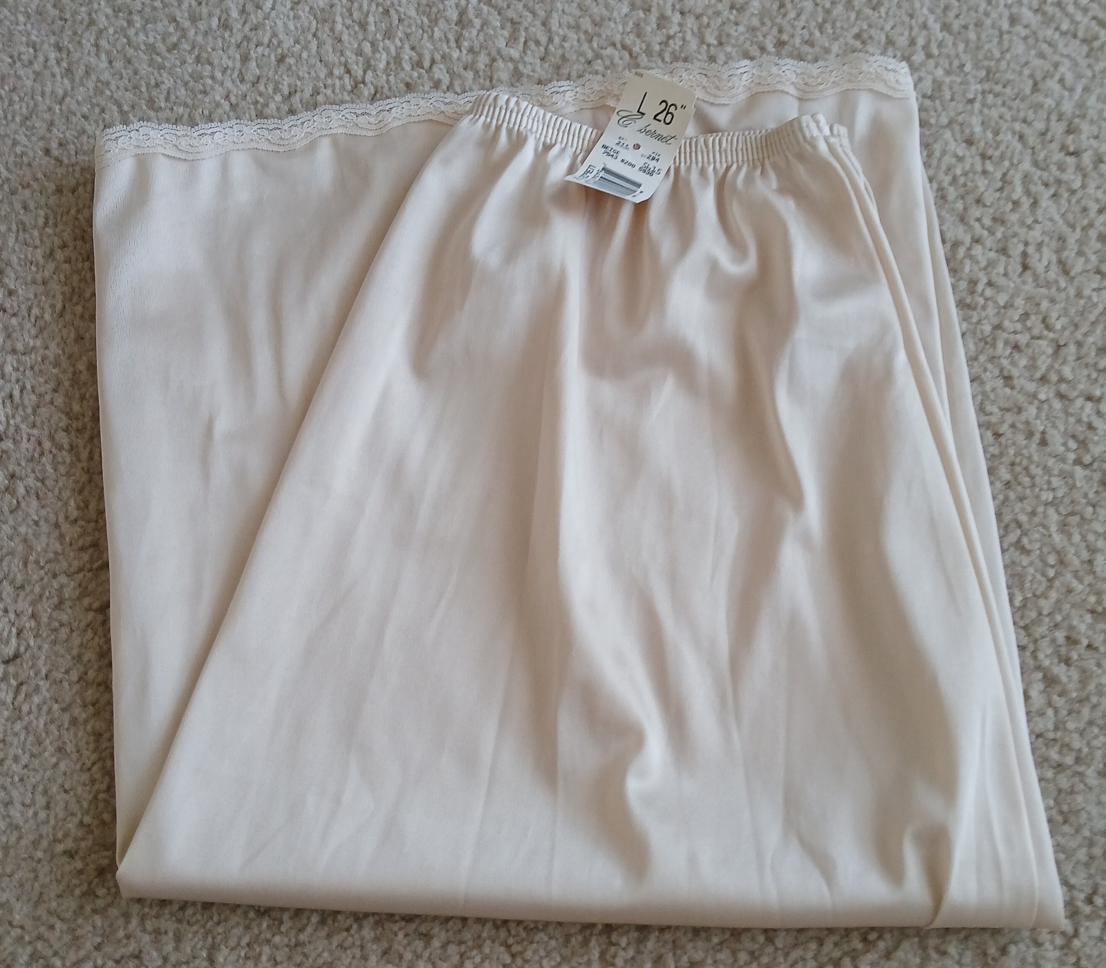 Cabernet Half Slip #5615 Large Beige Lace Trim 26″ Elastic Waist Vintage New