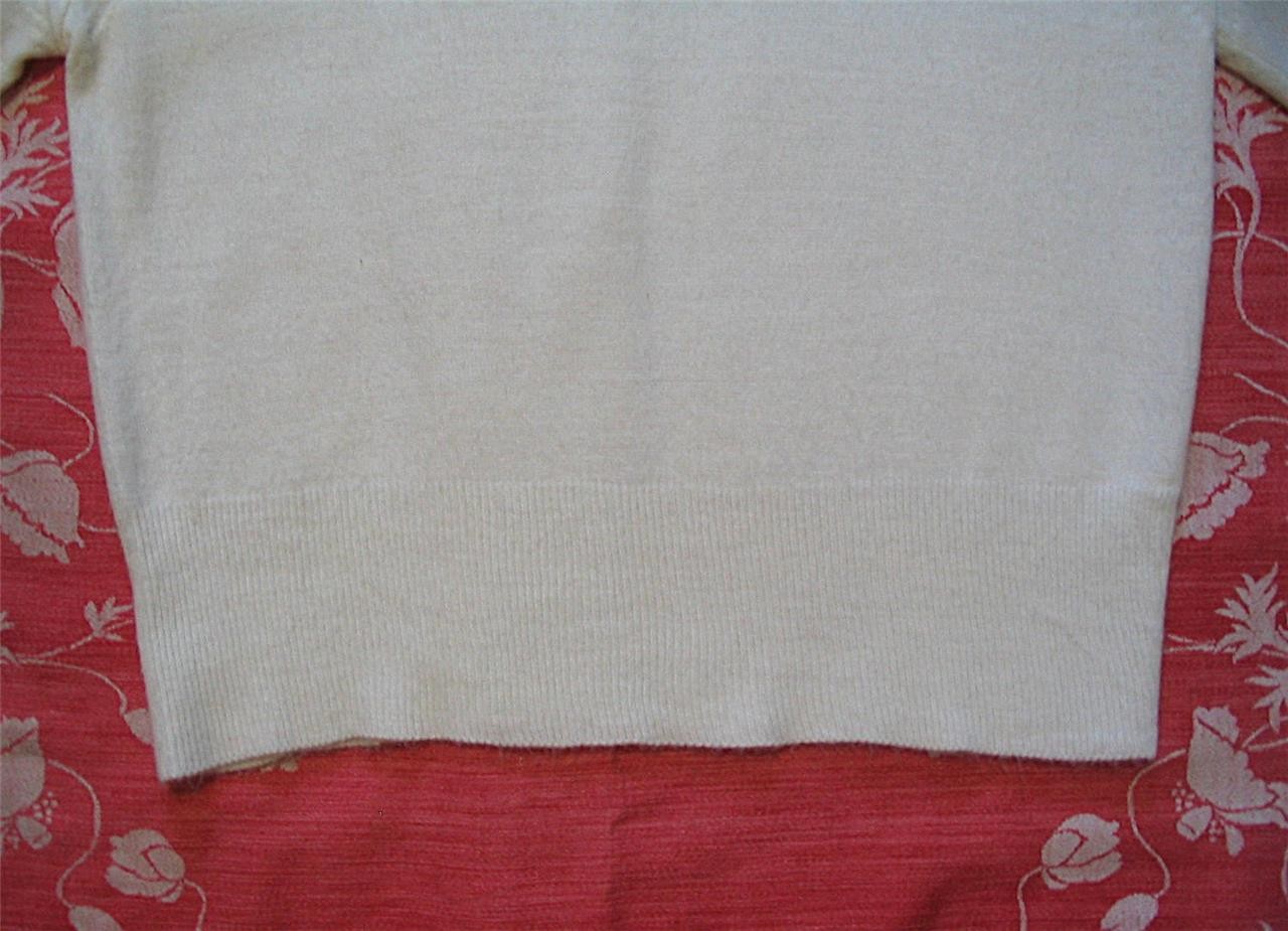VINTAGE 1950S~ WHITE ORLON SHORT SLEEVE SWEATER TOP~ FAUX PEARL NECKLINE~34~S