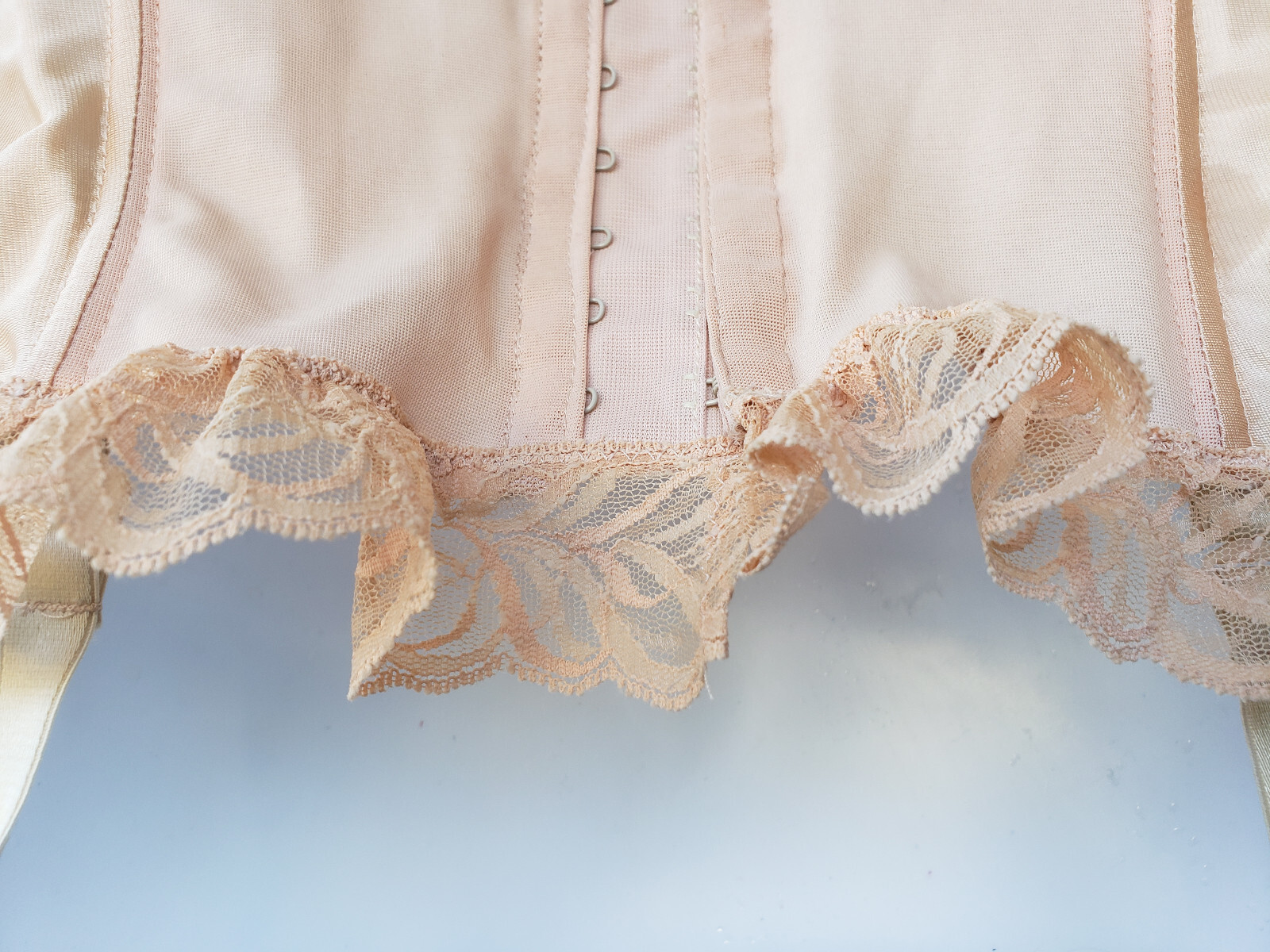 Vintage 80s Glydons Satin Lace Bustier Corset Garters Peach Merry Widow Bra 32
