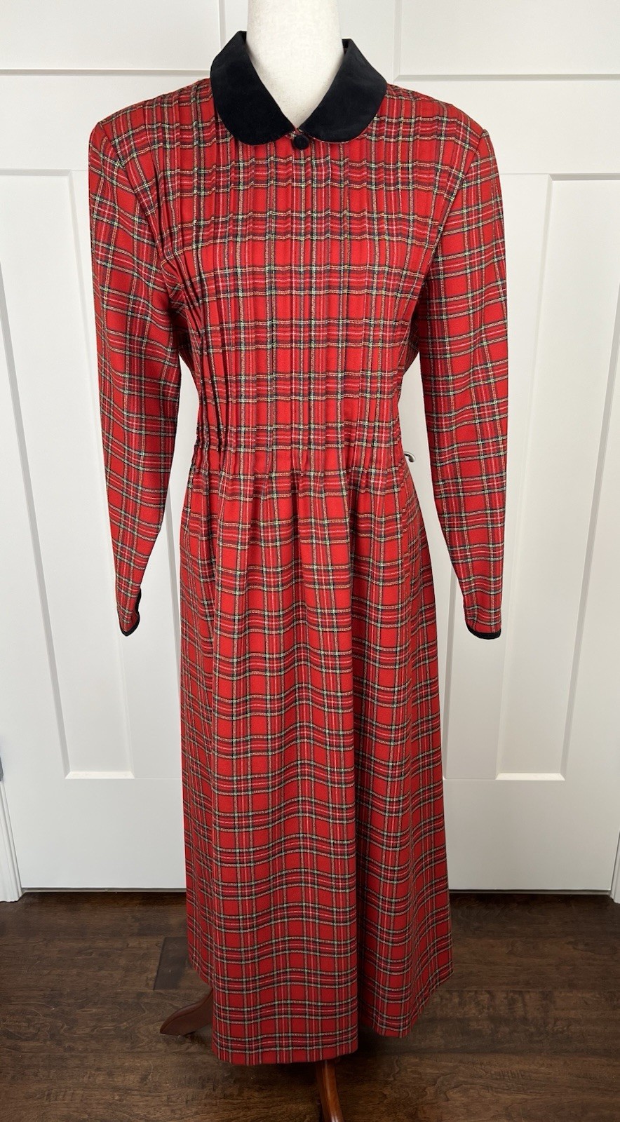Vintage 80’s Misty Lane Red Tartan Plaid Maxi Dress Velvet Collar USA Union Made