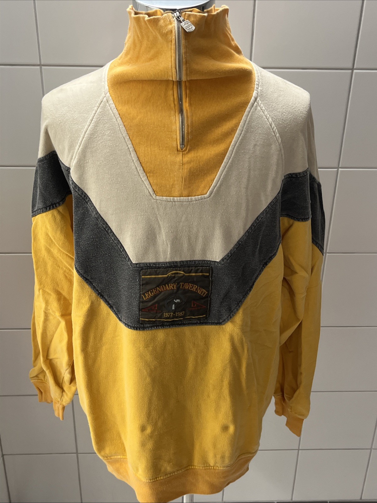 Vintage Taverniti Sweater – 10th Anniversary Legendary Taverniti 1977-1987 – XL