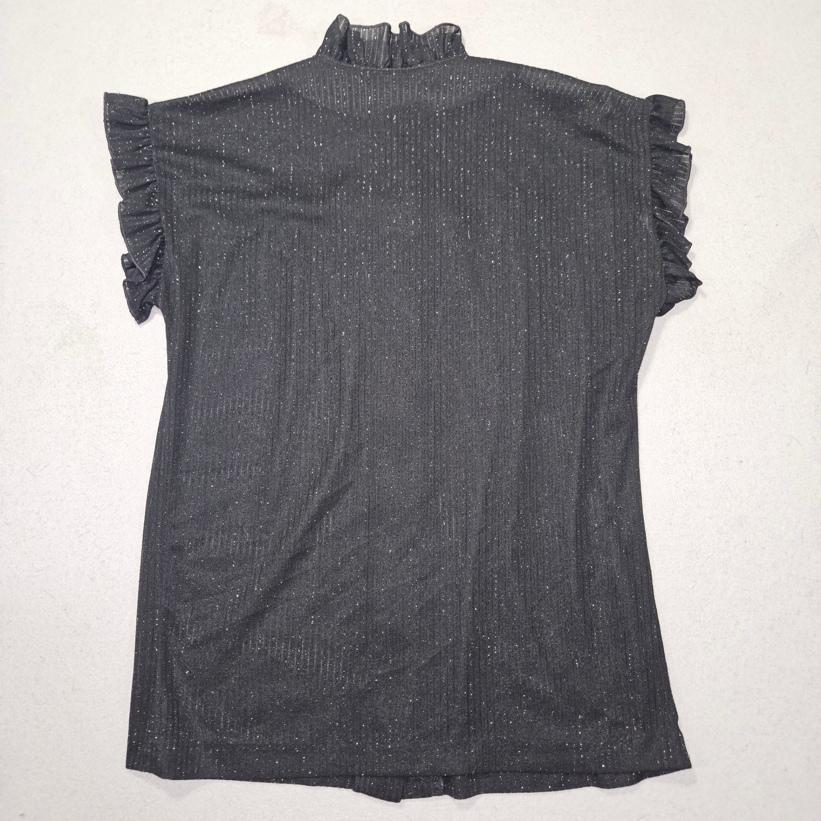 VTG Ruffle Neck Flutter Sleeve Blouse Black Shimmer Metallic Sz M 18.5×24.4