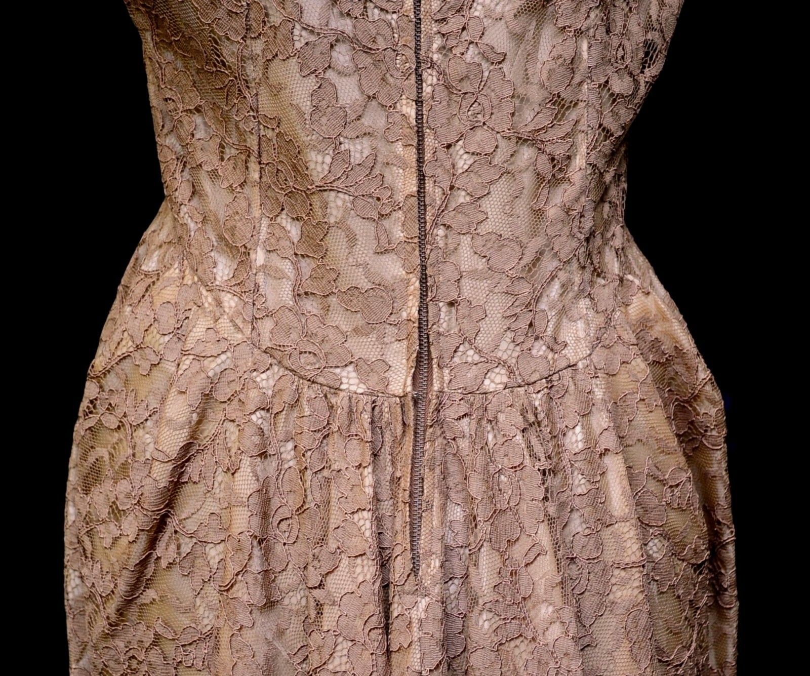 VTG 50s 60s Normal Original Sable Lace & Taffeta Party Prom Dress S/M Beading