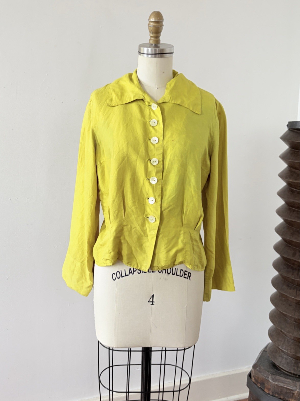 Vintage Antique 1920s 1930s Chartreuse Silk Trumpet Sleeve Blouse Shell Button S