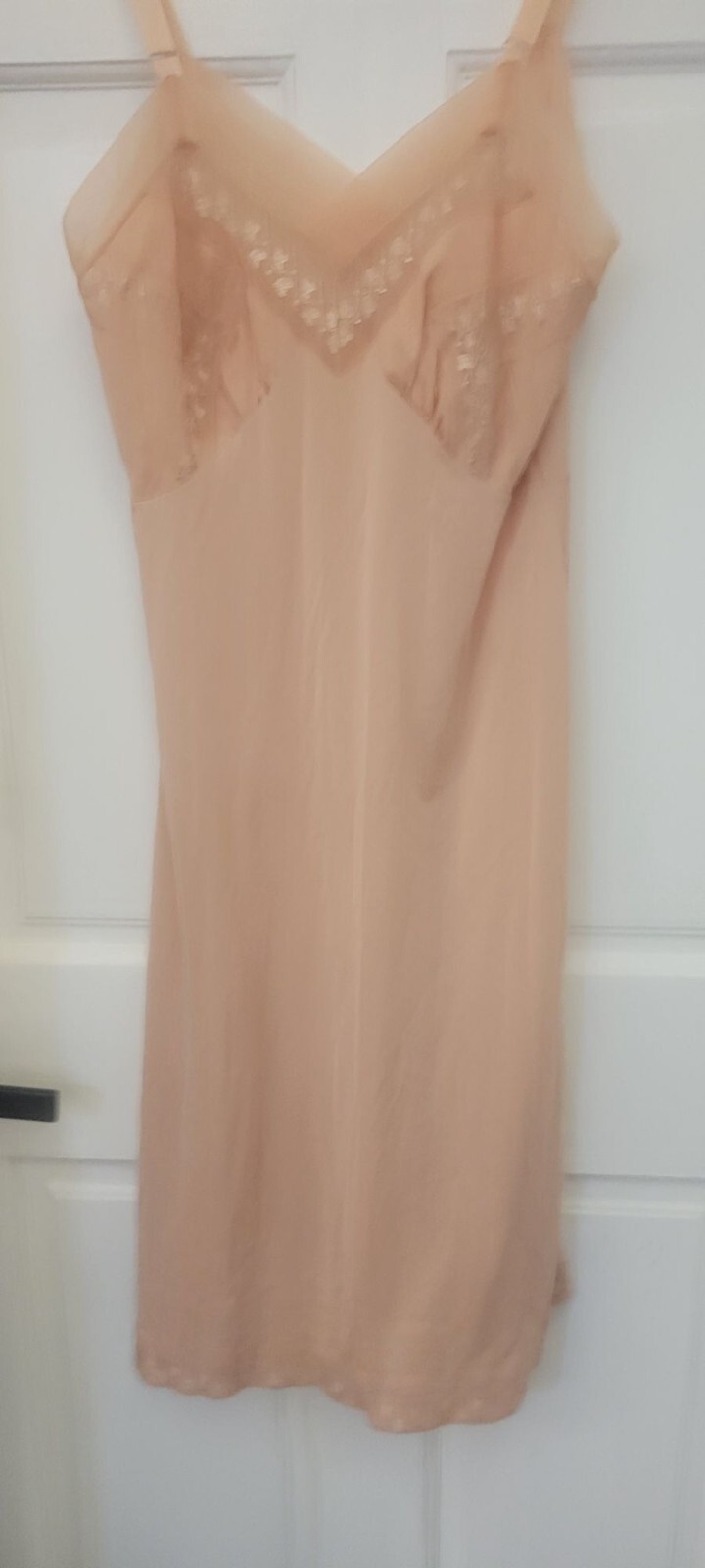 Peach Luxite by Kayser Embroidered Slip Vintage size 34