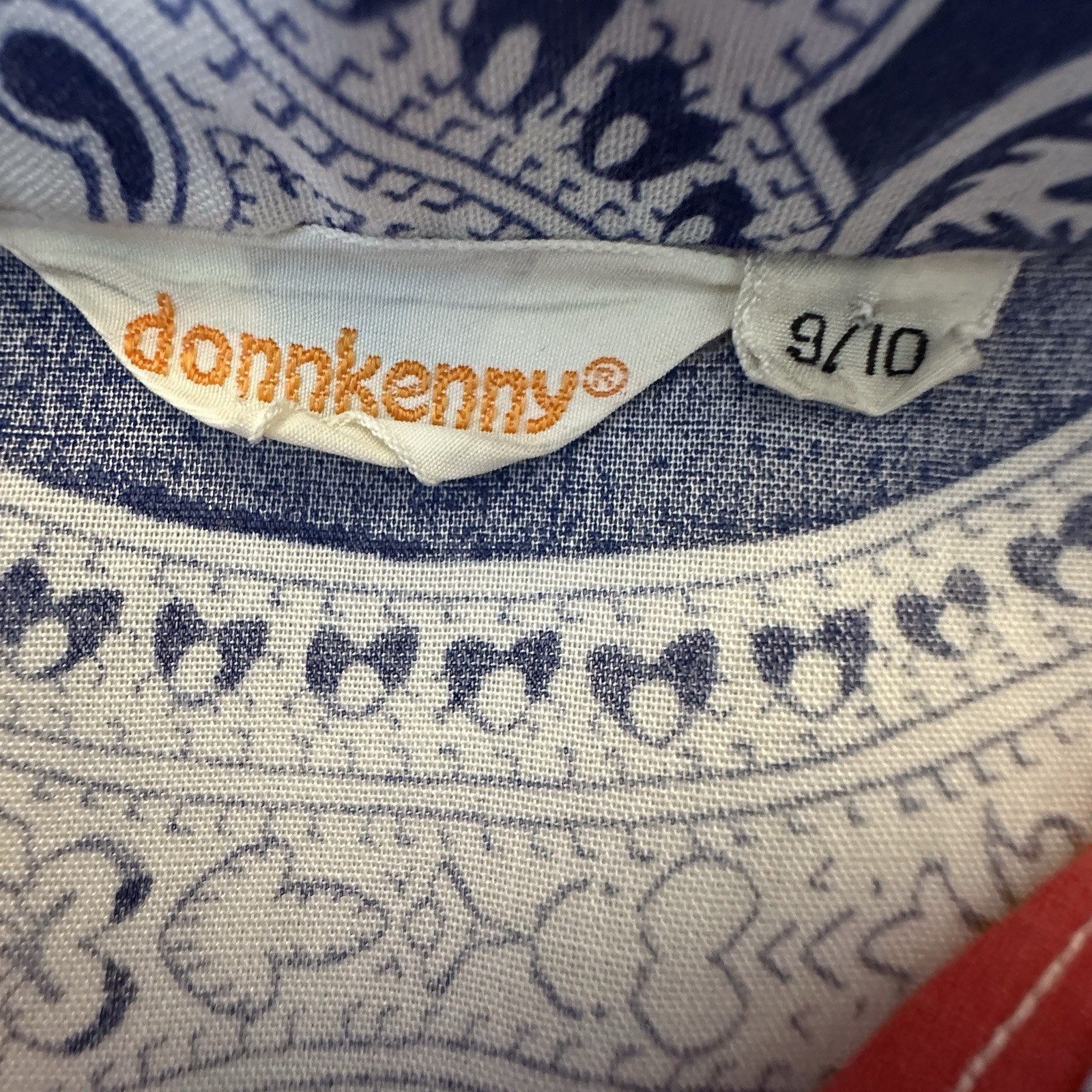 Donnkenny Women’s Blouse Size 8/10 Vintage Button Shirt Top Point Collar