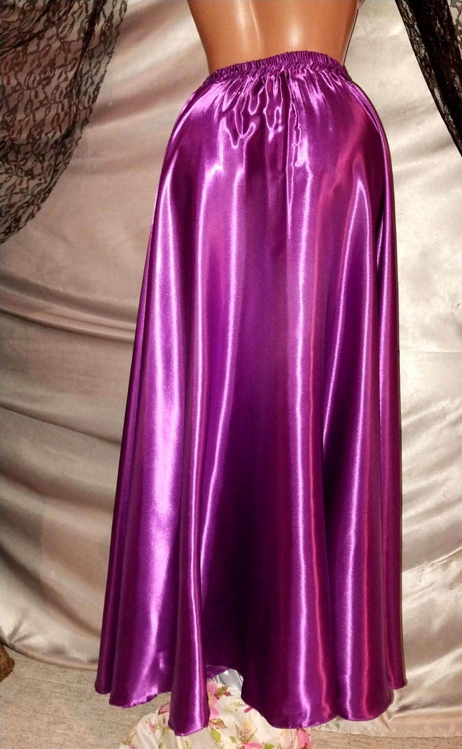 VTG SATIN LIQUID ORCHID GRAND SWEEP TWIRLY FLARE SKIRT SHINY GLOSSY LUXE SML NEW