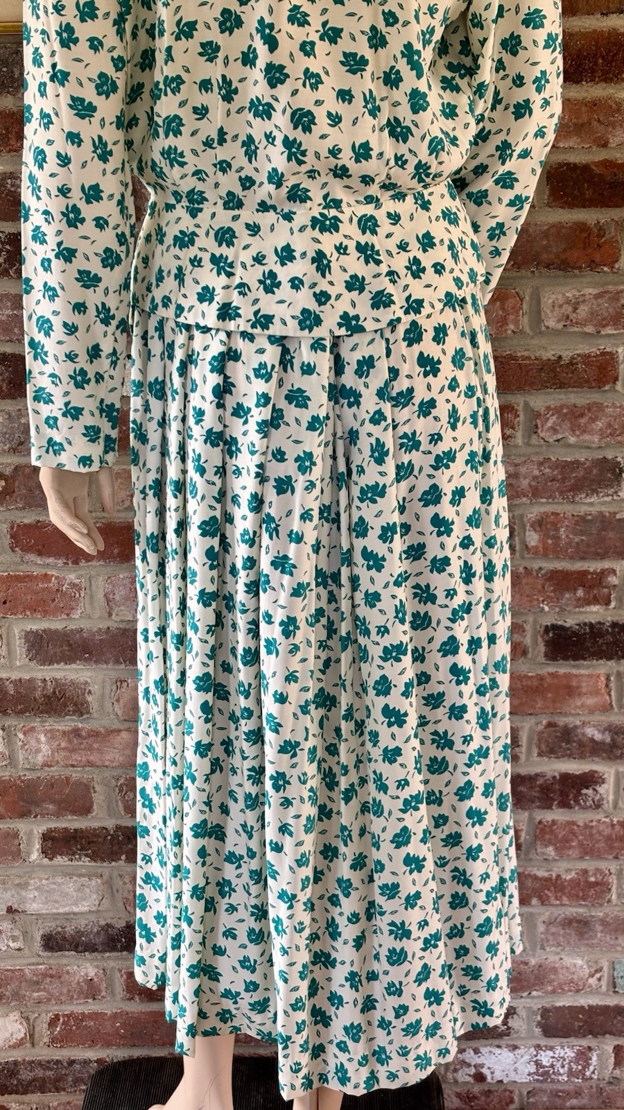 80’s green & white floral matching top and midi skirt