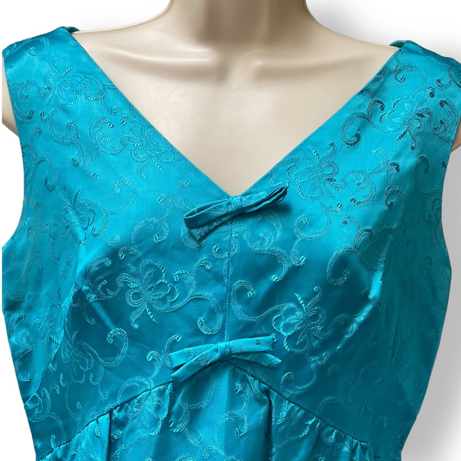 1960’s Empire Waist Teal Blue Chinese Floral Brocade Sleeveless Dress With Bows