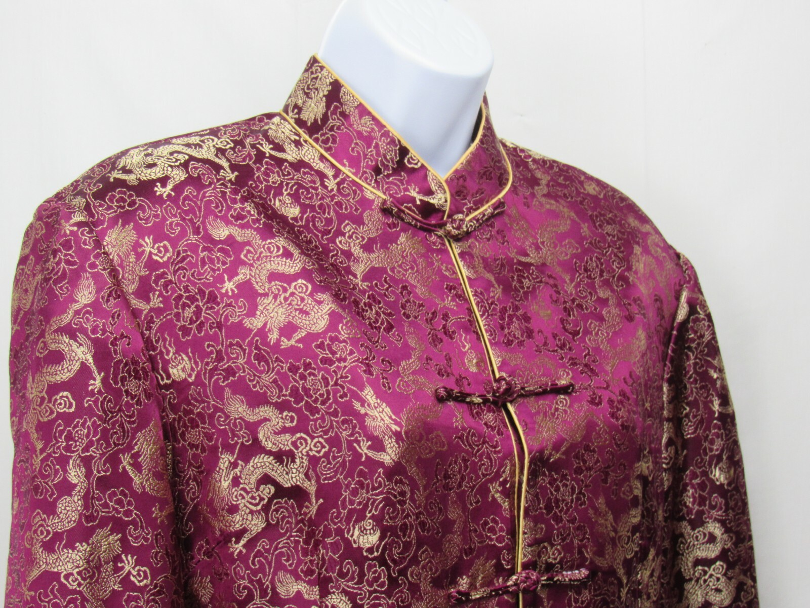 VTG 1950s 60s KIMONO STYLE JACKET BOYSENBERRY GOLD EMBROIDERY FROG BUTTONS