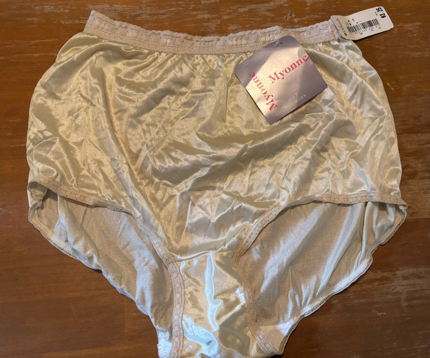 80’s Myonne Nylon Panties High Waist Silky Hips 40-41 NEW NWT SZ 7