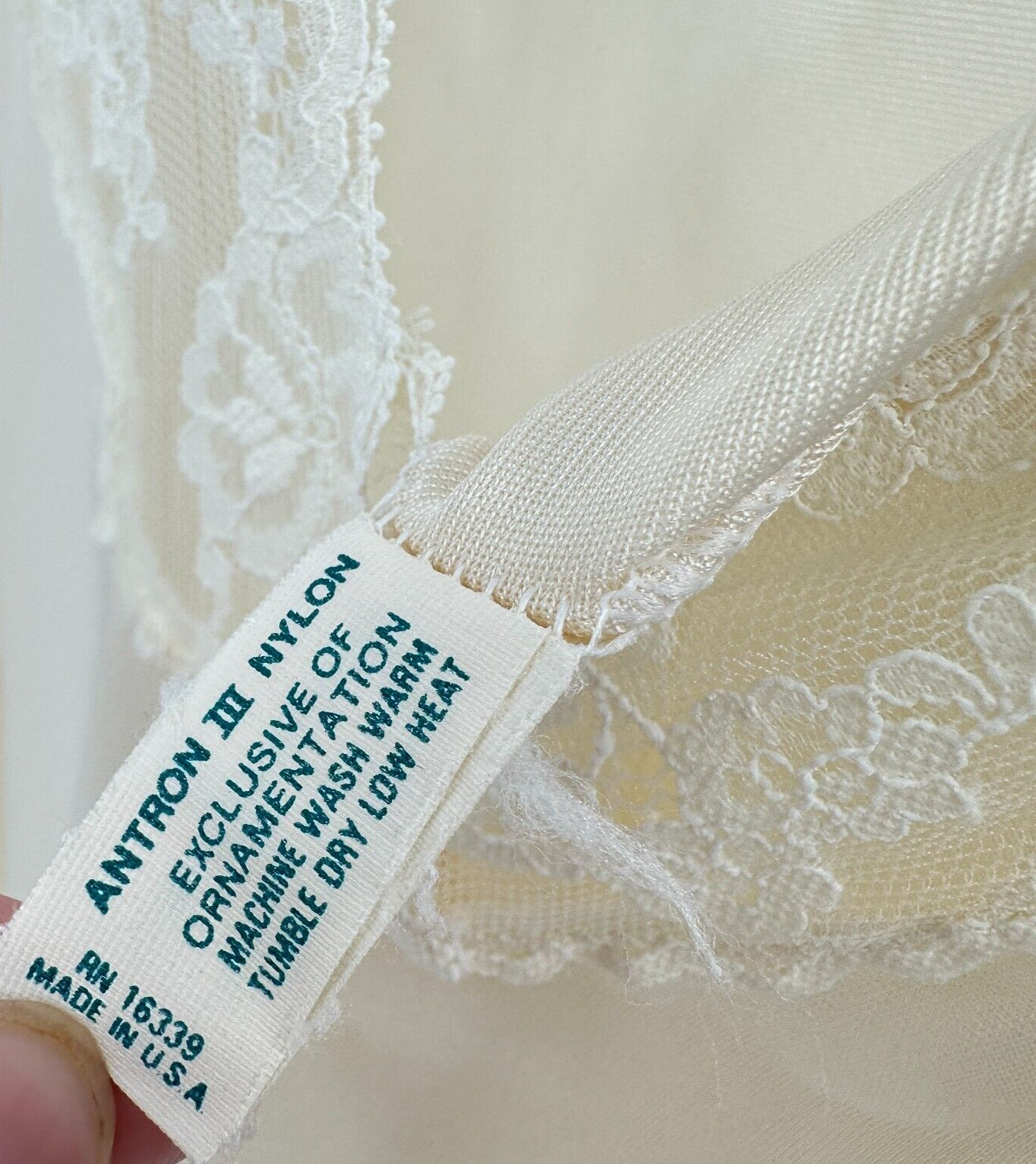 Vtg Greenco Maid Full Slip Size 38 Yellow Ivory Floral Lace Antron Nylon