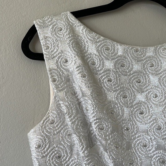 Vintage 1960’s Elinor Gay Lamé Silver / White Dress