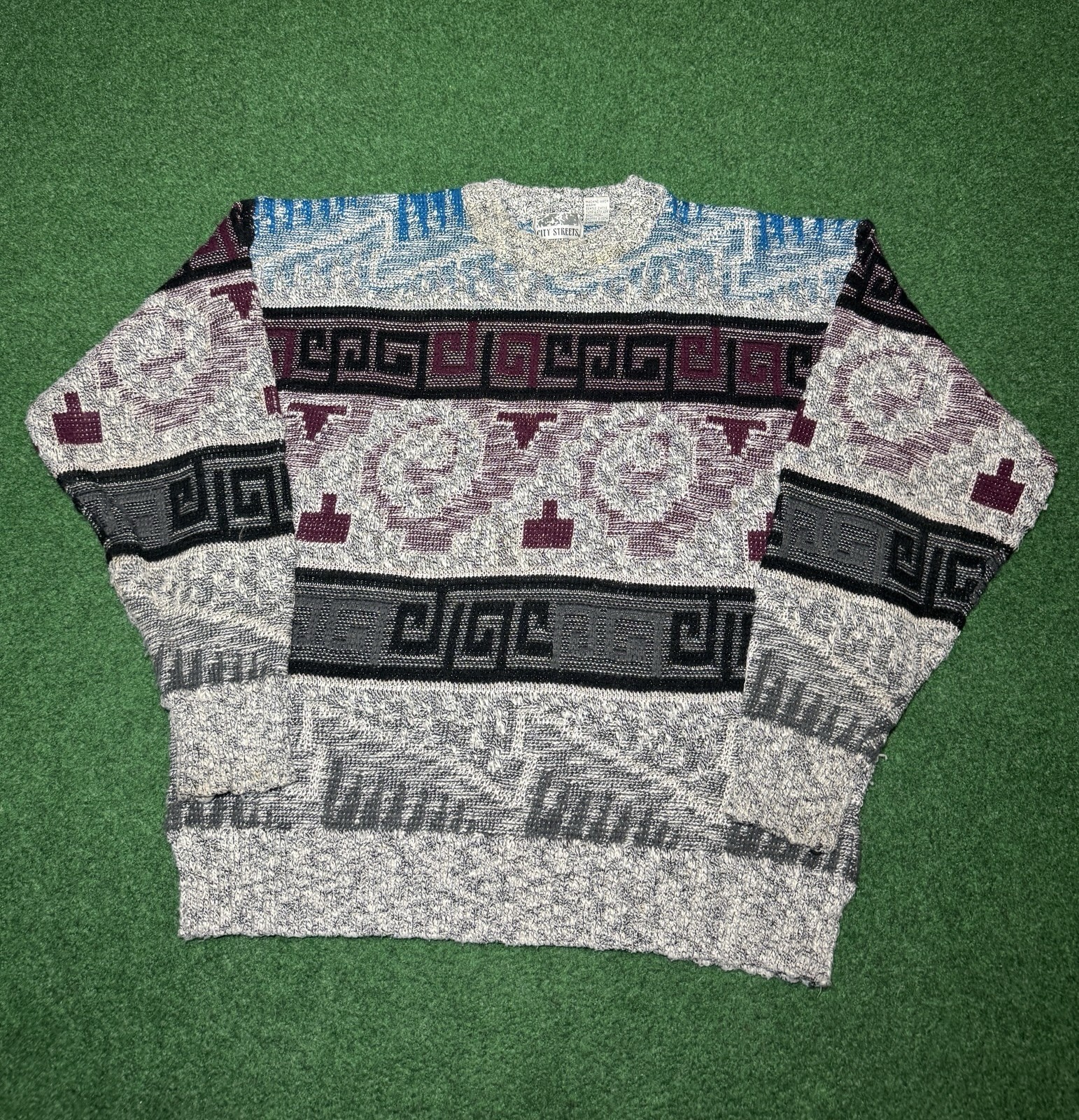 Vintage City Streets Retro 90s Geometric Colorful Lrg Knit Sweater