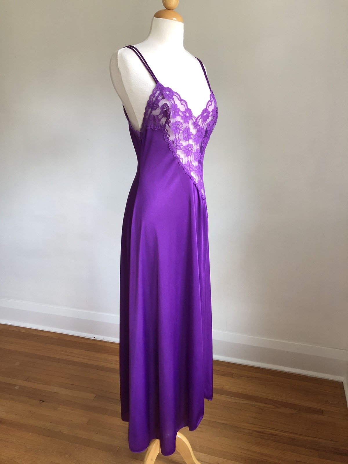 STUNNING VTG VAL MODE Purple Nylon Chiffon & Lace 2pc Nightgown Peignoir Set S