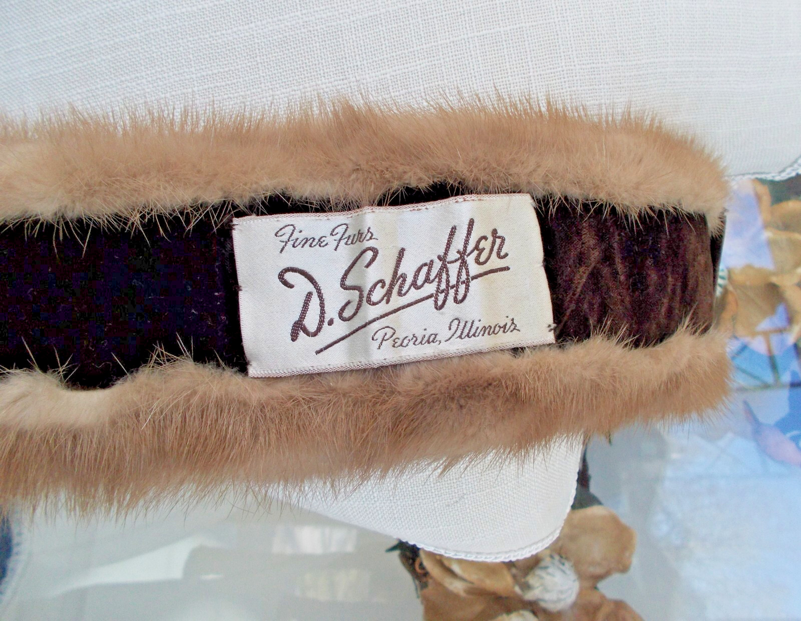Vintage Champagne Blonde Mink Fur Collar Stole Scarf 36″ D. Schaffer Furs Lovely