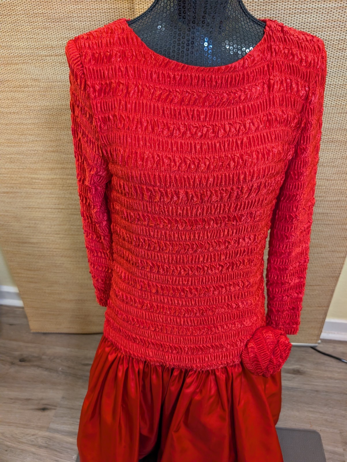 Vintage Morton Myles For The Warrens Size 12 Red Dress Drop Waist Rosette USA