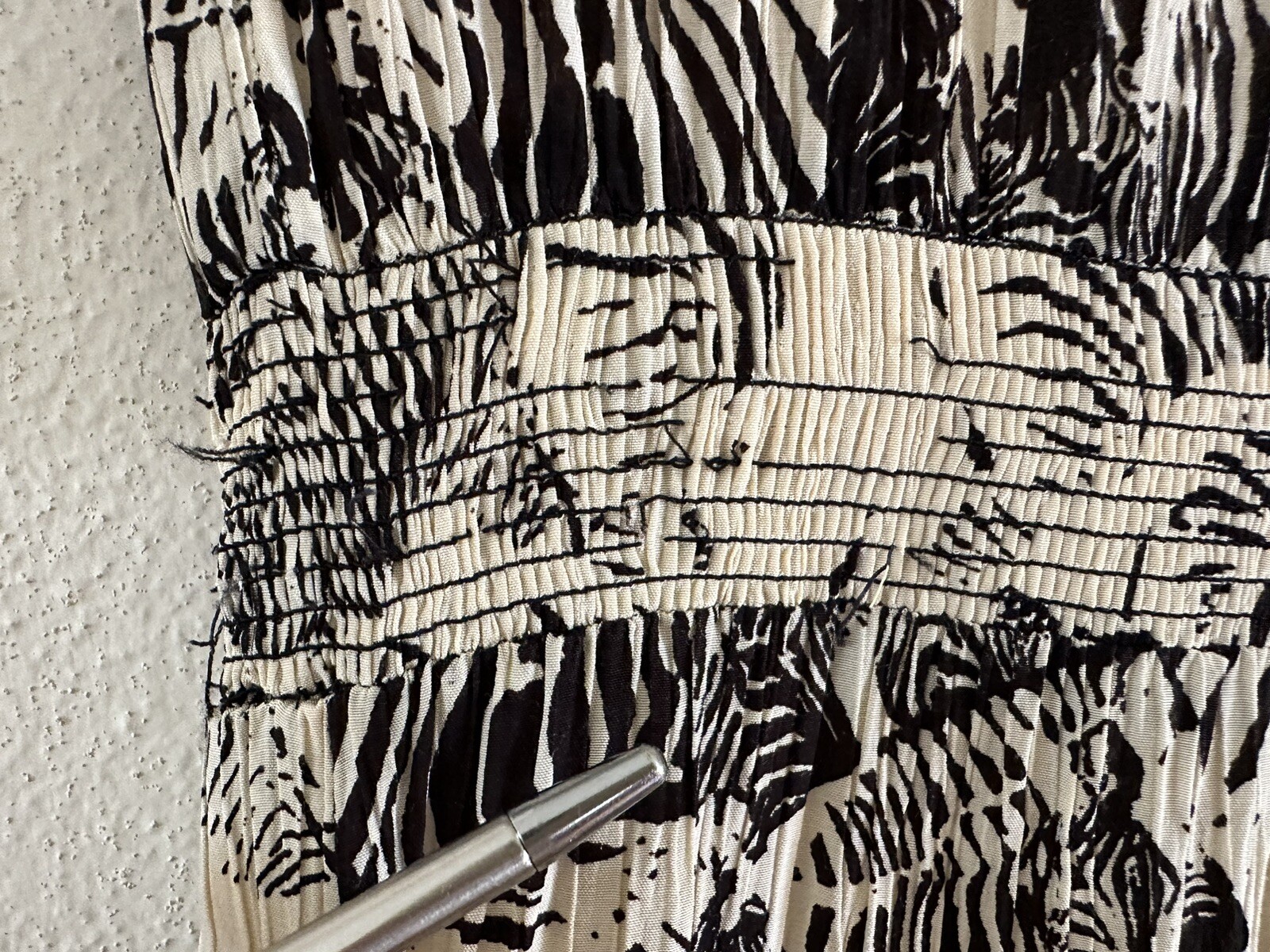 1980s Liz Claiborne Dresses Petites Crinkle Rayon Dress Zebra Print Safari 6 VTG