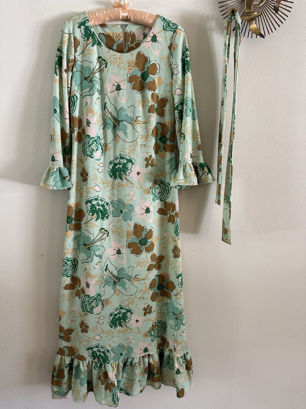 1970s Joan Curtis Floral Maxi Dress Mint Green Ruffle Belt Boho Resort Vintage