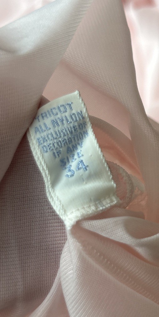 Vtg Vanity Fair Nylon Pink Peignoir Robe Chiffon Lace Puffy Sleeves Sz 34
