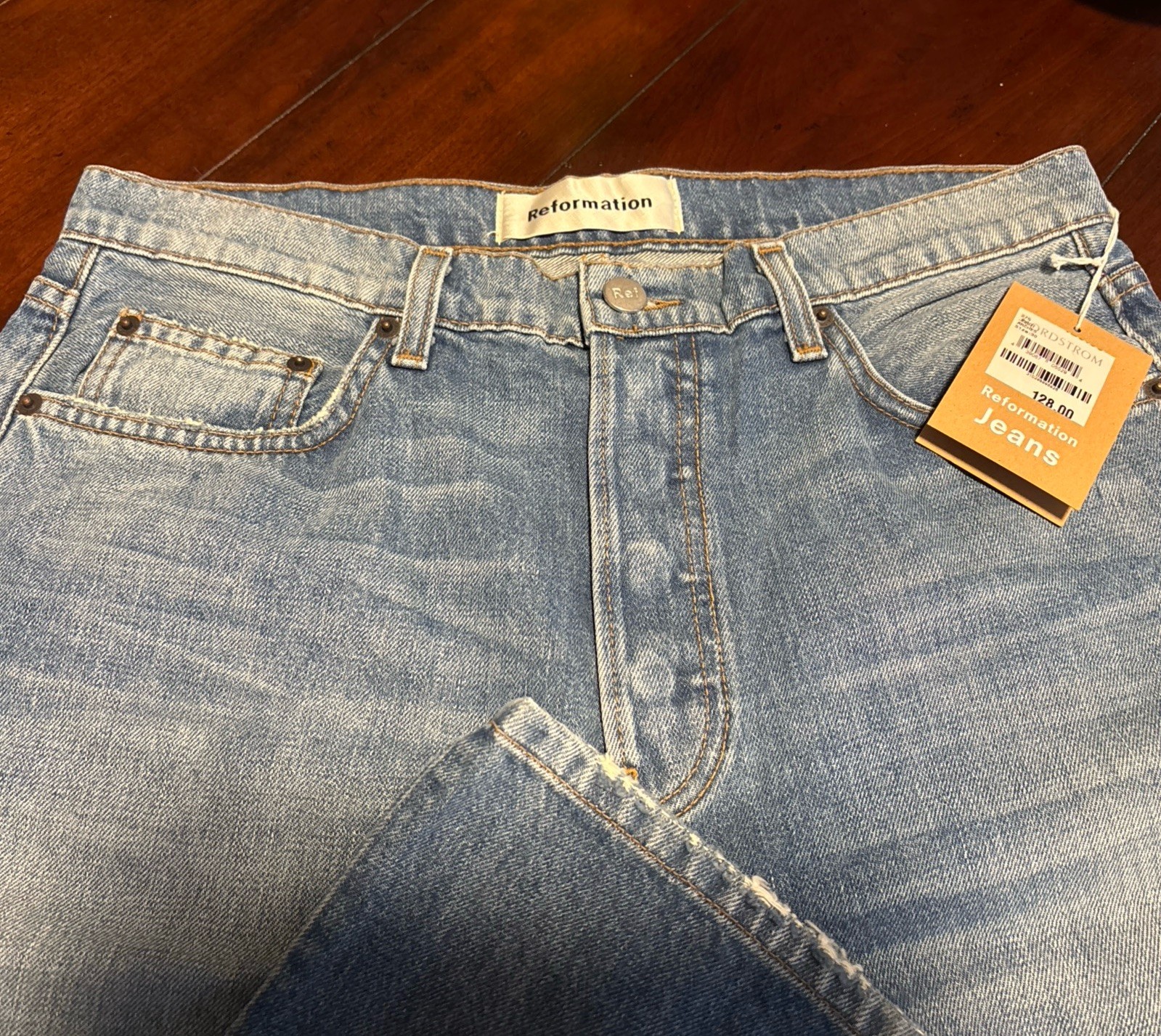 Reformation High Rise Jordi Kick Flare Jeans – Size 31 / Wash = Arches