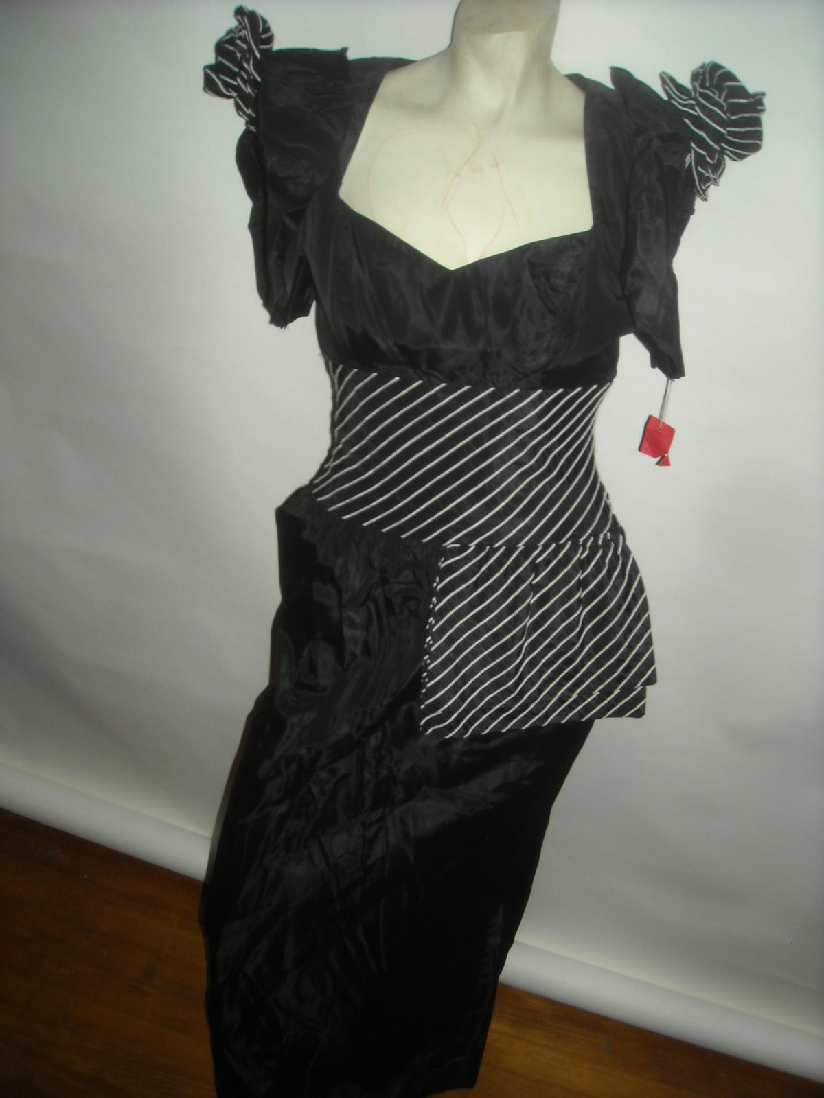 VTG 60s 70s Womens S Ball Gown Formal Black Pretty Woman Cocktail Party Dress