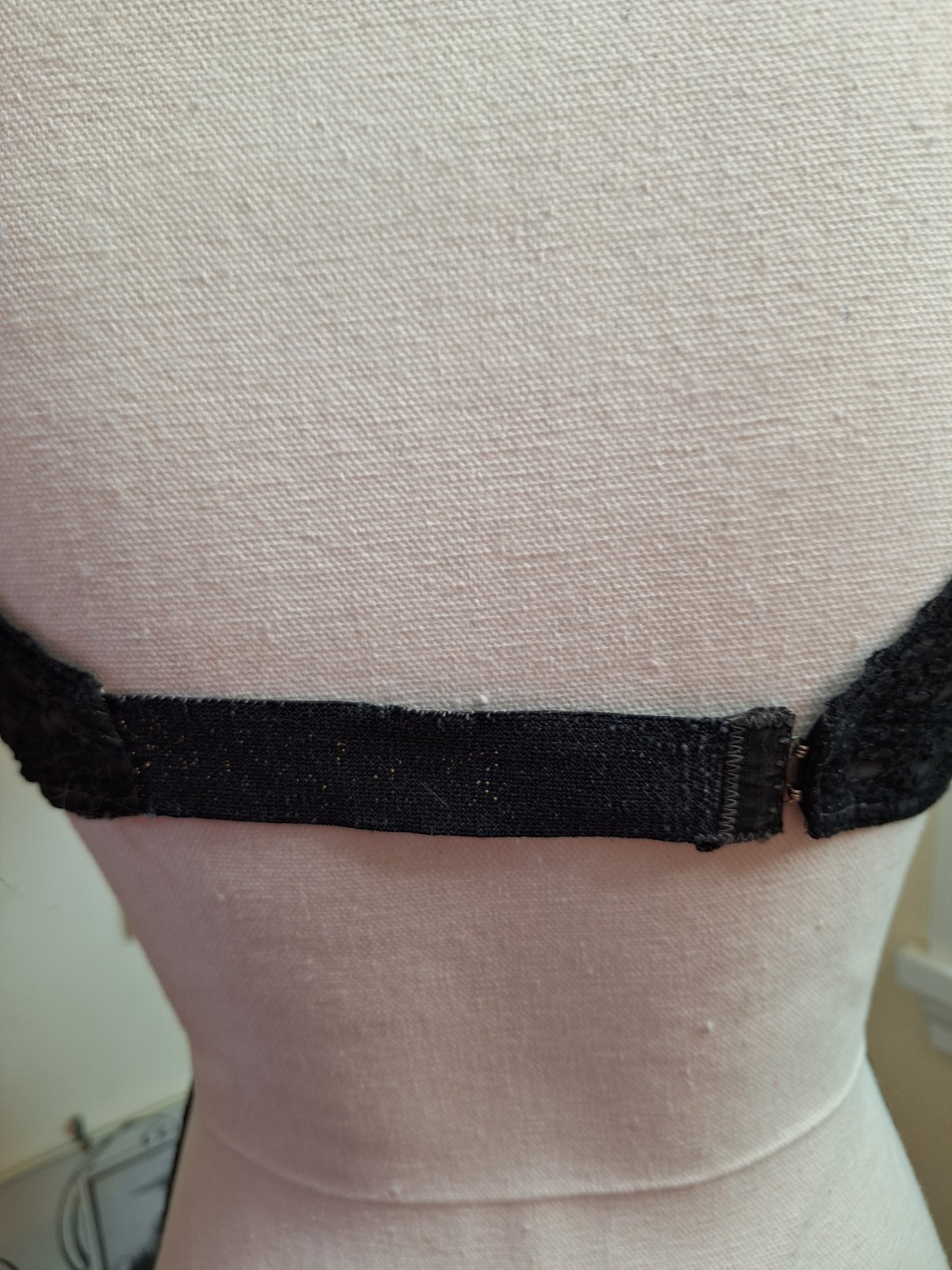 Life Romance Formfit Black vintage bullet bra 36C