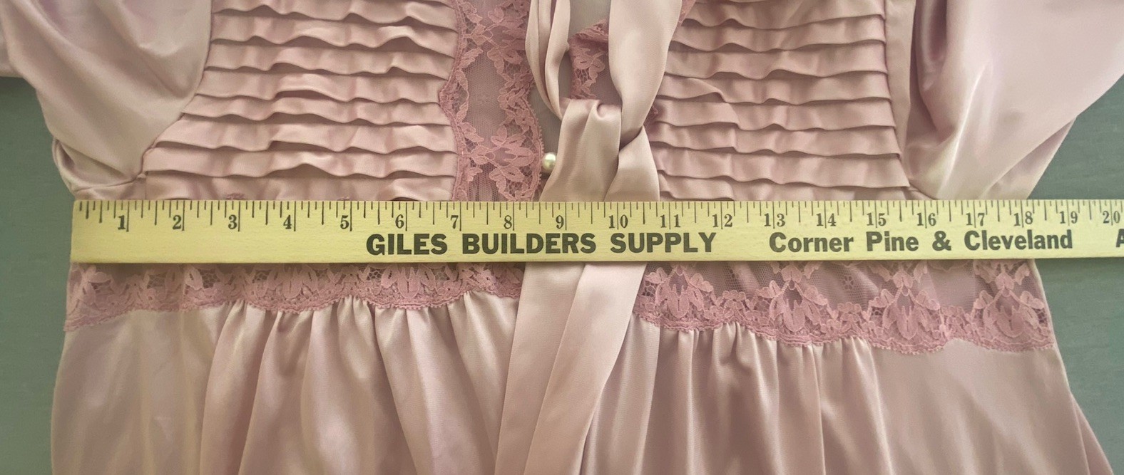VTG Lily Of France Pink Nylon Robe Lace Accordion Pleating Necktie Large