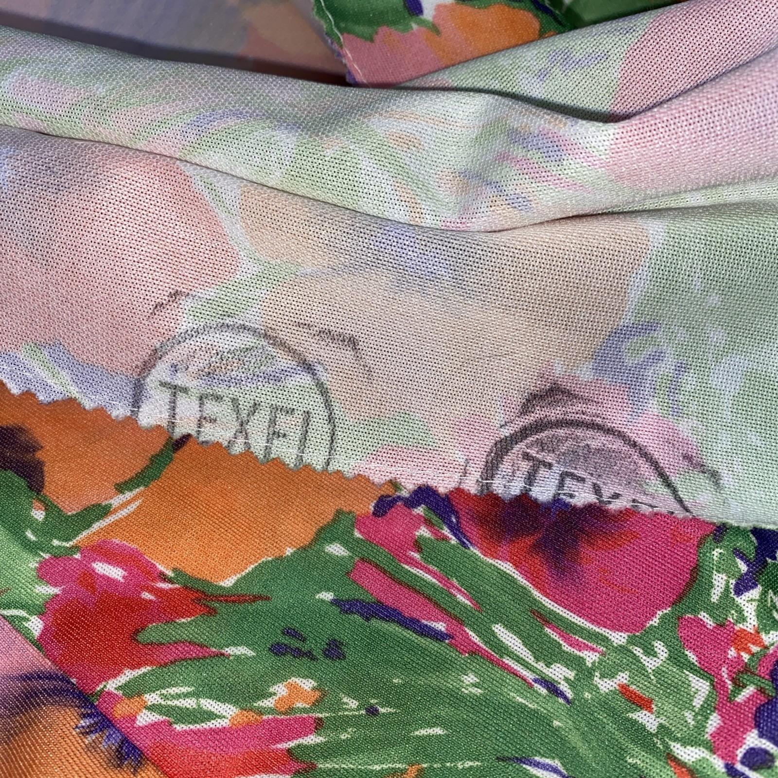 70s Psychedelic Flower Dagger/Butterfly Collar No Brand Women’s Small Orange/red