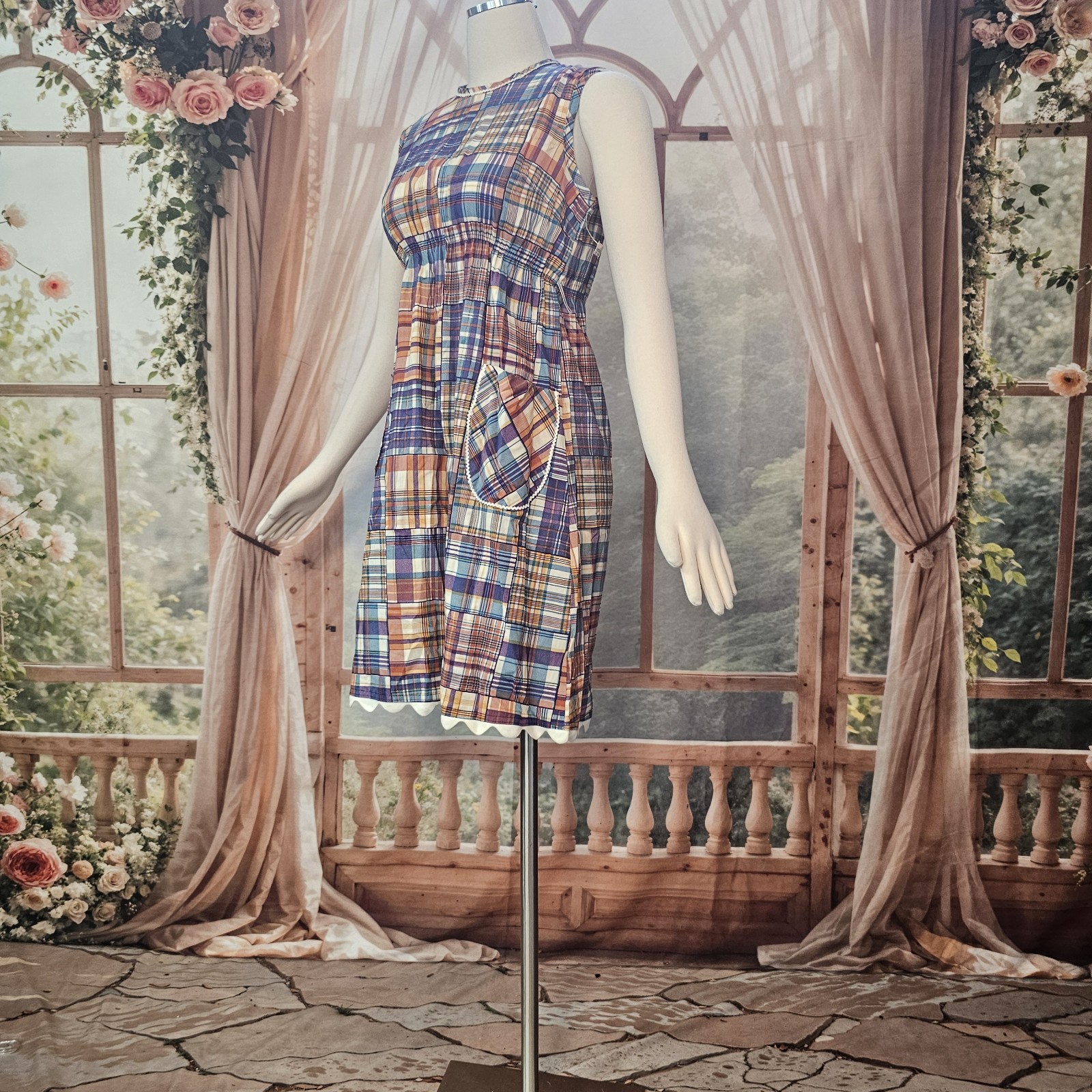 Vintage DEADSTOCK 1960’s Dress Fitted Patchwork Print Scalloped Hemlime NWT